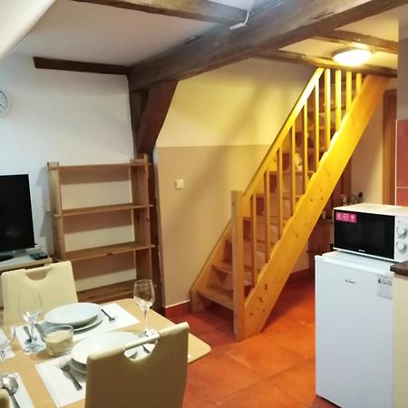 Penzion U Dvojice Nove Mesto na Morave Zewnętrze zdjęcie