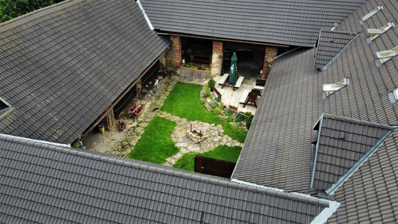 Penzion U Dvojice Nove Mesto na Morave Zewnętrze zdjęcie