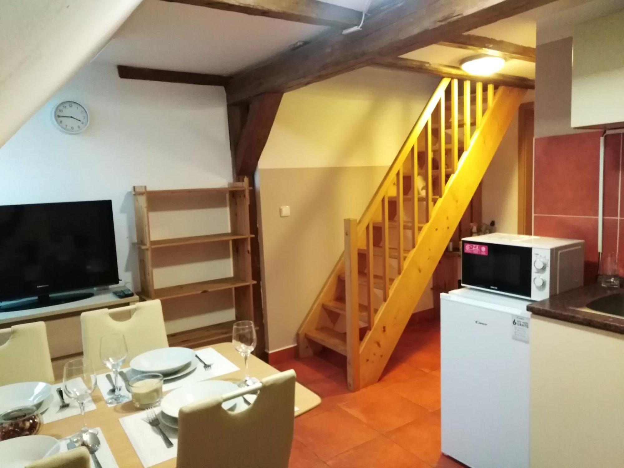 Penzion U Dvojice Nove Mesto na Morave Zewnętrze zdjęcie