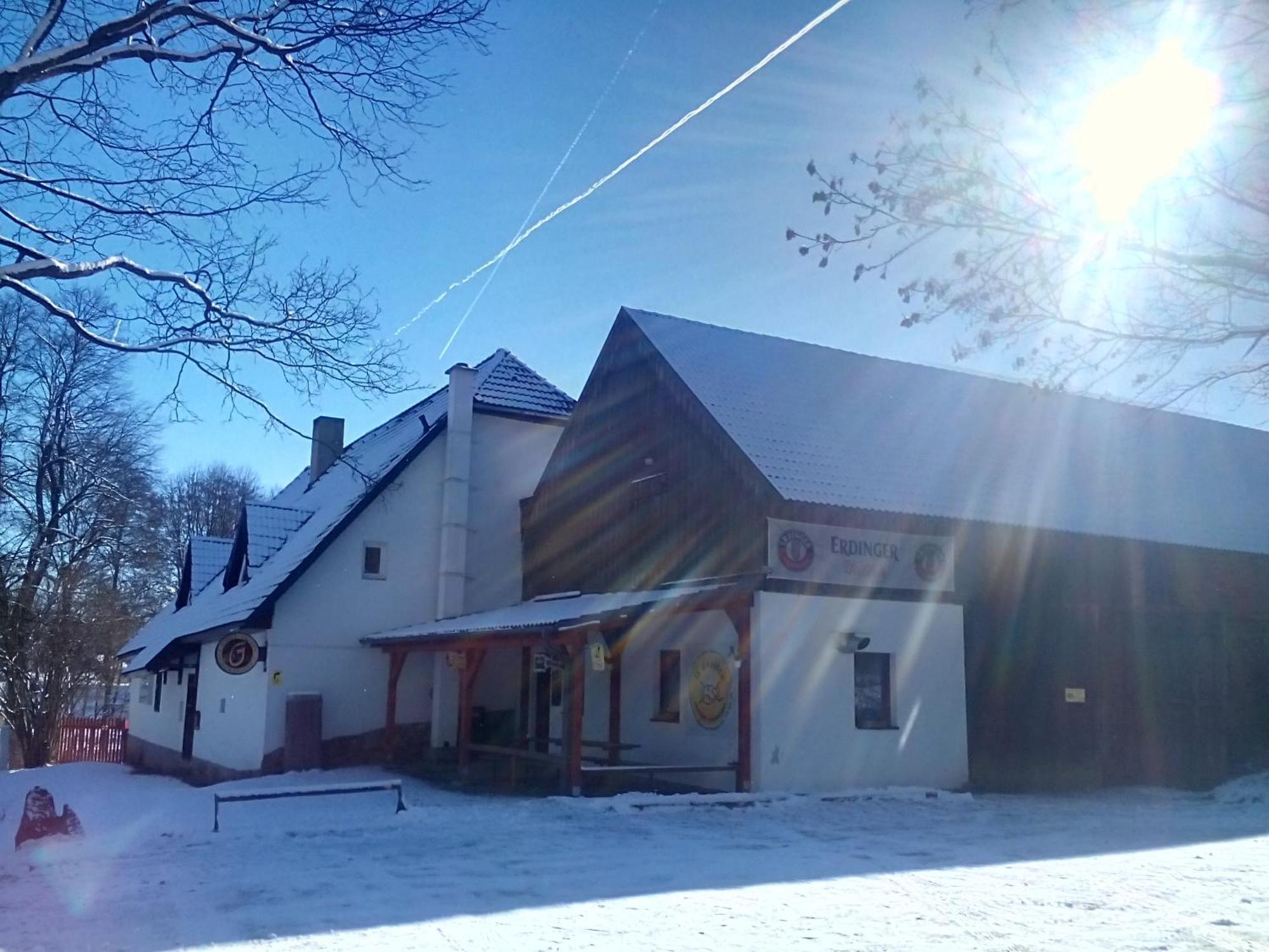 Penzion U Dvojice Nove Mesto na Morave Zewnętrze zdjęcie