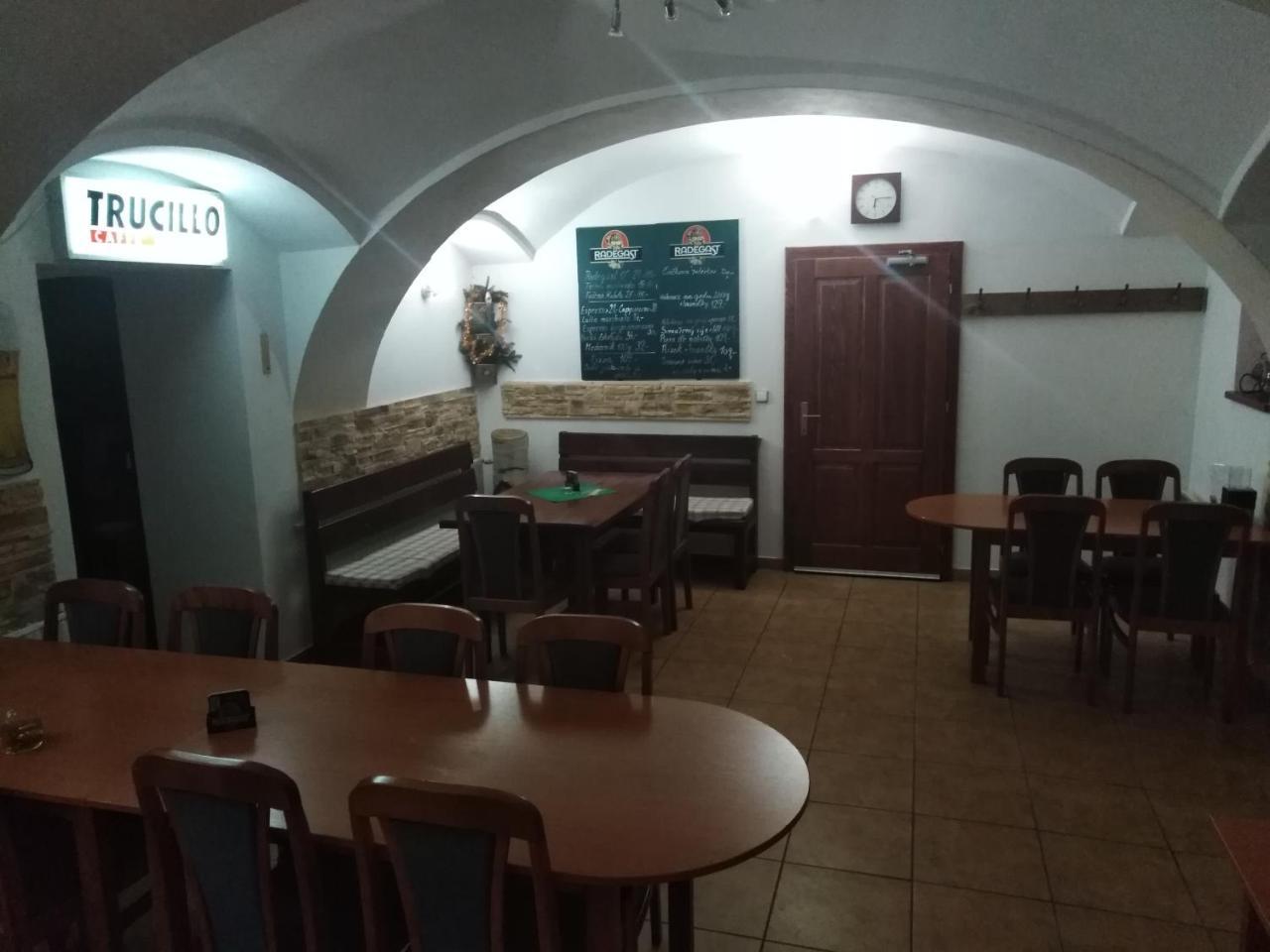 Penzion U Dvojice Nove Mesto na Morave Zewnętrze zdjęcie